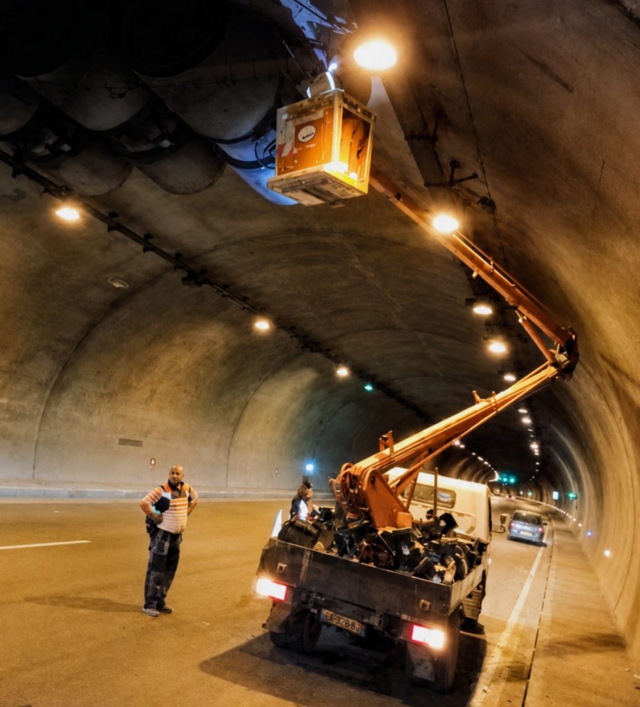 Intervention technique rapide pour renforcer la sécurité et améliorer le système d’éclairage au niveau du tunnel T4 Ain Bouziane.